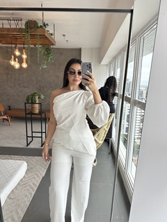 Conjunto Isadora na internet