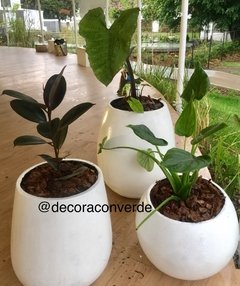 Set 3 macetas modelo Gota blanco/negro - Decora con Verde