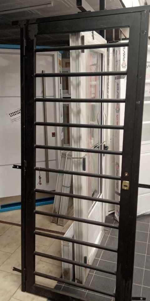 Puerta Reja 2 hojas de abrir para 1,50 x 2,00 de Caño con Cerradura
