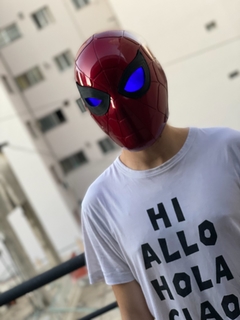Casco Iron Spider con ojos intercambiables en internet
