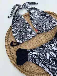 Conjunto Top Cortinão e Tanga Lateral Drapeada - P - comprar online