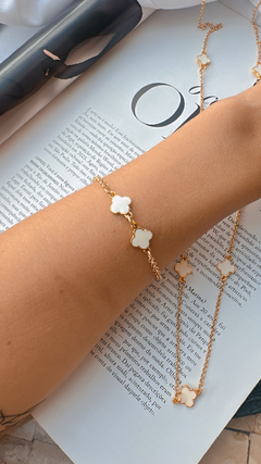 Pulseira Trevo Duplo Branco na internet