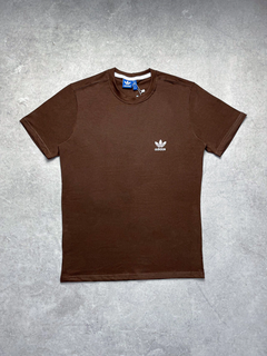 Camiseta 100% algodão - Trefoil símbolo