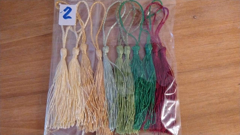 11 BORLAS de 8 cm MODELO 2 con colores diferentes.
