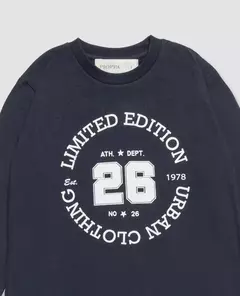 Remera estampa central (R 26) en internet