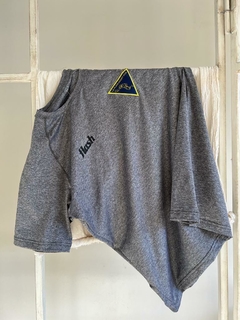 Remera Flash Gris
