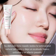 Pdrn Pink Tone up SPF 50+ Protector Solar 50ml Medicube - tienda online