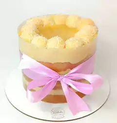 Abacaxi com Coco (Naked Cake) na internet