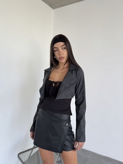 Campera cuerina vintage Art 60070