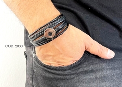 Pulsera de cuero 2030