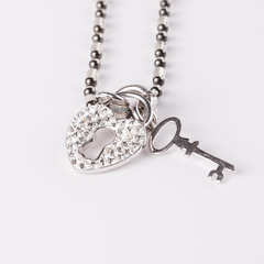 Collar de plata