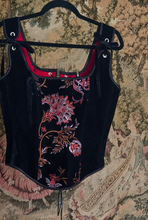 Corset Veludo e Flores