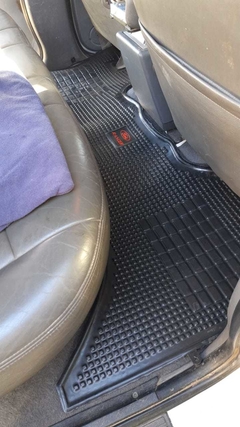 Cubre Alfombra - Vapren - FORD RANGER 1998 AL 2004 - comprar online
