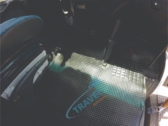 Cubre Alfombra Vapren Mercedes Sprinter 413 19+1 Delantera - comprar online