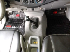 Cubre Alfombra - Vapren - Toyota Hilux Doble Cabina - Años 2005 al 2015 - comprar online