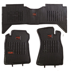 Cubre Alfombra - Vapren - Toyota Hilux Doble Cabina - Años 2005 al 2015 - comprar online