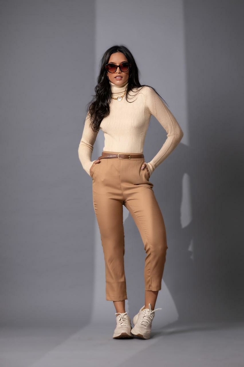 Calça Cenoura Linho