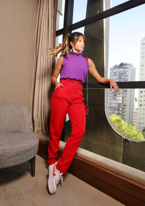 Calça Alfaiataria Reta Com cinto