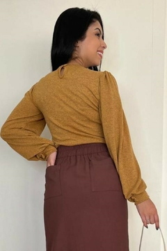 30954-BLUSA MALHA TRICOT MOSTARDA na internet