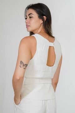 31232-BLUSA PEPLUM SENSORIALE LINEN NATURAL - Loja Clara Assis