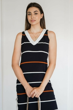 31180-VESTIDO MIDI MALHA PRETA LISTRADA COM DETALHES EM SENSORIALE NATURAL