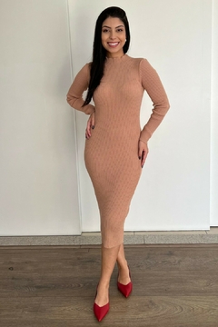 30849-VESTIDO MIDI EM TRICOT MODAL GOLA ALTA NUDE na internet