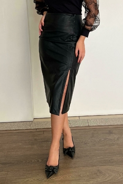 30902-SAIA MIDI LEATHER PRETO COM ELASTANO na internet