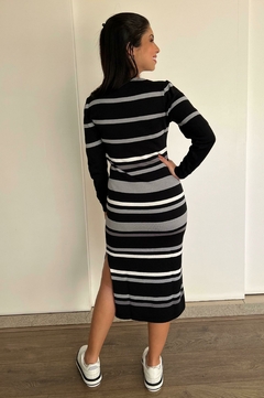 30886-VESTIDO MIDI EM TRICOT MODAL GOLA REDONDA LISTRADO na internet