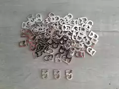 chapita con logo - Medida 15 mm de diametro CON PASACINTA x 1000 unidades - comprar online