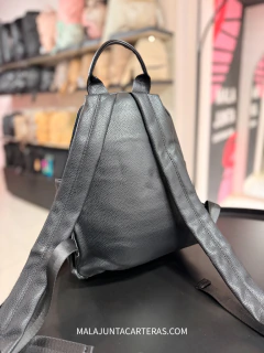 MOCHILA SKORA NEGRO - Mala Junta