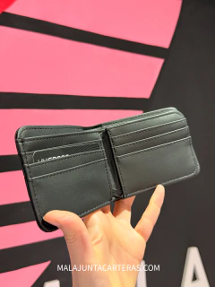 BILLETERA CORTA UNICROSS NEGRO + CAJA - comprar online