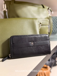 BILLETERA AMAYRA SIMPLE CON CIERRE NEGRO