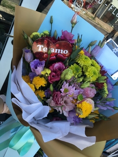 Lisianthus y Margaritas - tienda online