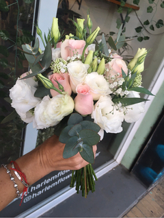 Bouquet Andrea en internet
