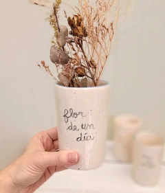 FLORERO mediano flor de un día - comprar online