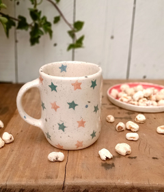 Taza alta 350 ml. estrellas colores