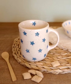 Taza alta 350 ml. estrellas azules