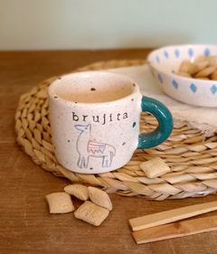 Taza Recta Mediana. brujita 2