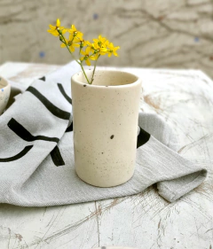 FLORERO mediano. Esmalte SEMIMATE. Florcita - comprar online
