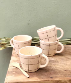 Set de 2 Tazas cónicas. 300 ml. cuadros en internet