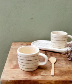Taza Recta Mediana. líneas