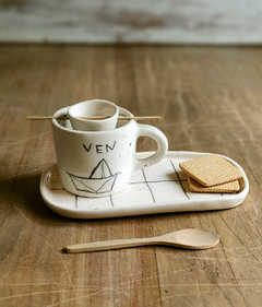 Set de taza infusora + plato bandejita (diseños a elección) en internet