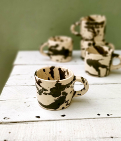 Taza Recta Mediana. salpicada