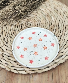 Plato mediano modelo recto. estrellas rojas y naranjas - comprar online