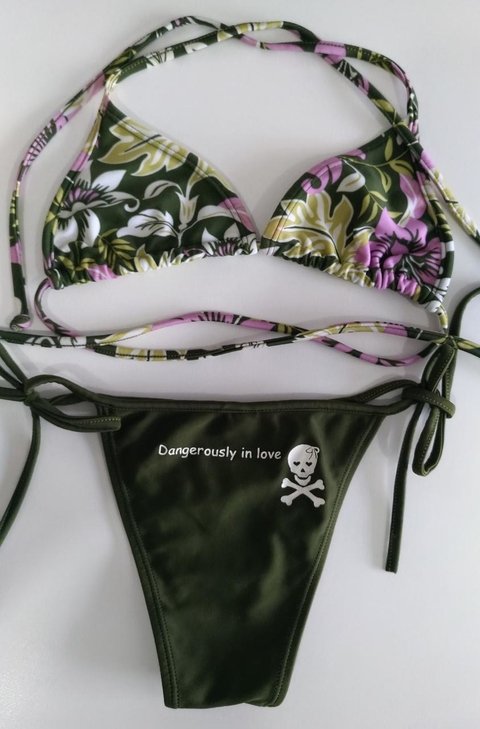 Biquini Floral - Perigosamente Apaixonado