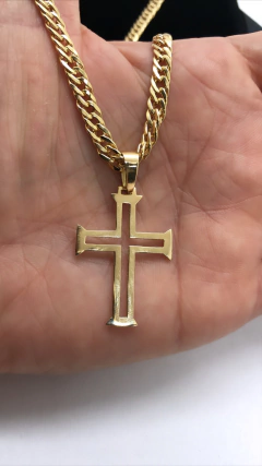 Corrente Com Elos Duplos, Grumet Dupla ou Romana Quadrada Com Pingente de Cruz Em ouro 18kl/750