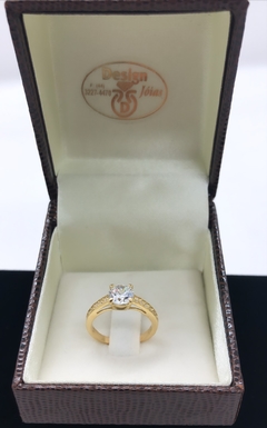 Anel Com Pedras Zirconias em Ouro 18kl/750 na internet