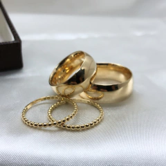 Par de Aliança Tradicional Em Ouro 18kl/750 na internet
