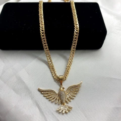 Corrente Romana Com Pingente de Coração Em Ouro 18k/750 - Design Joias