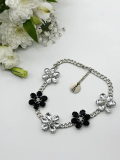Collar Flora ( plata y negro)